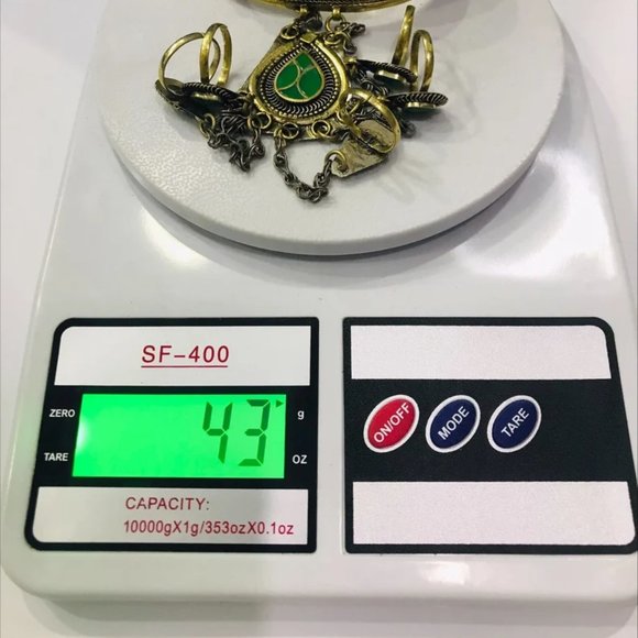 Single  Vintage Green Stone Slave Bracelet, Bracelet with Rings, Tribal Slave - Picture 5 of 6